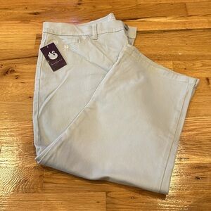 NWT Gloria Vanderbilt Capris